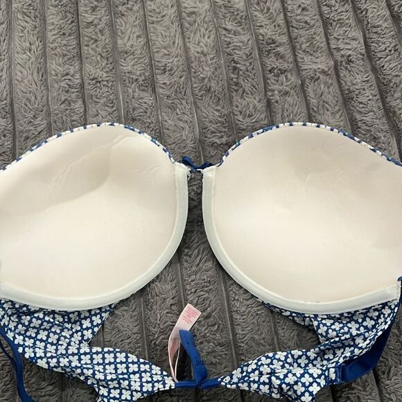 Victoria Secret Push Up Bra Bundle - Picture 5 of 9